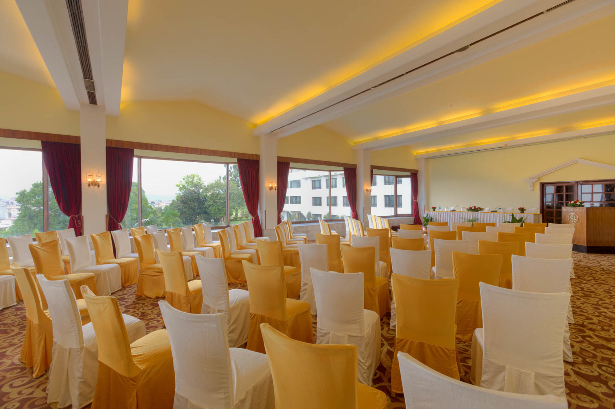 Hotel Himalaya Kathmandu Exterior photo